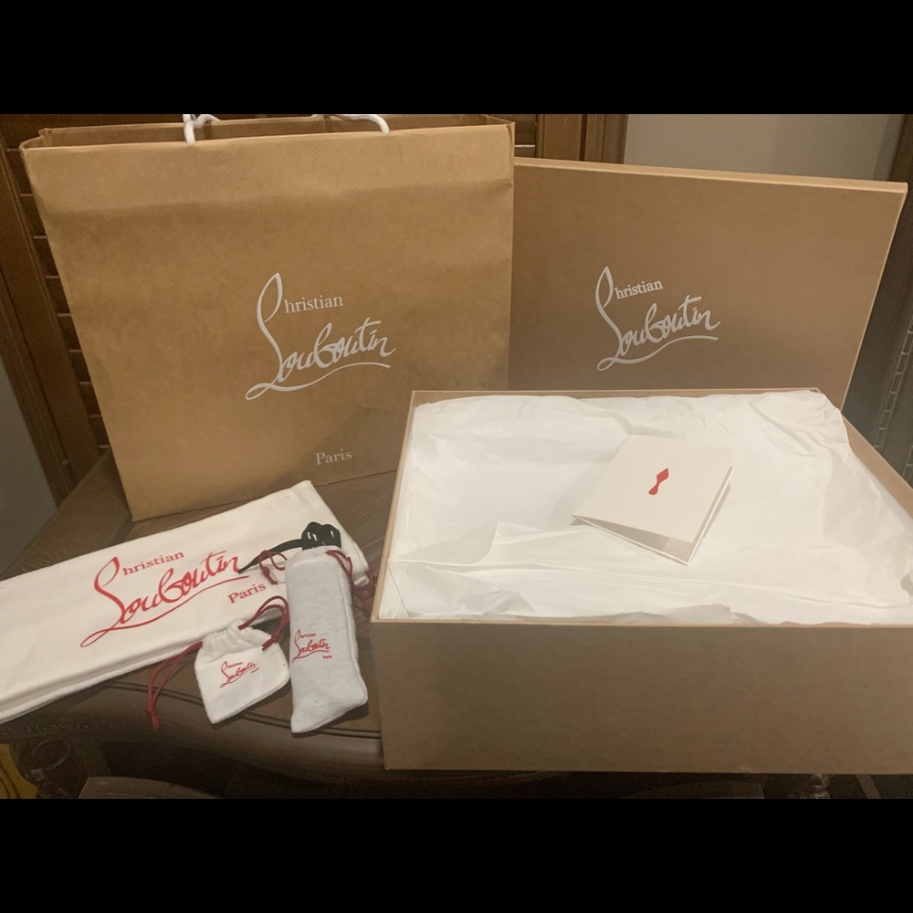 Louboutin Spikes Flat Calf - Picture 9 of 12